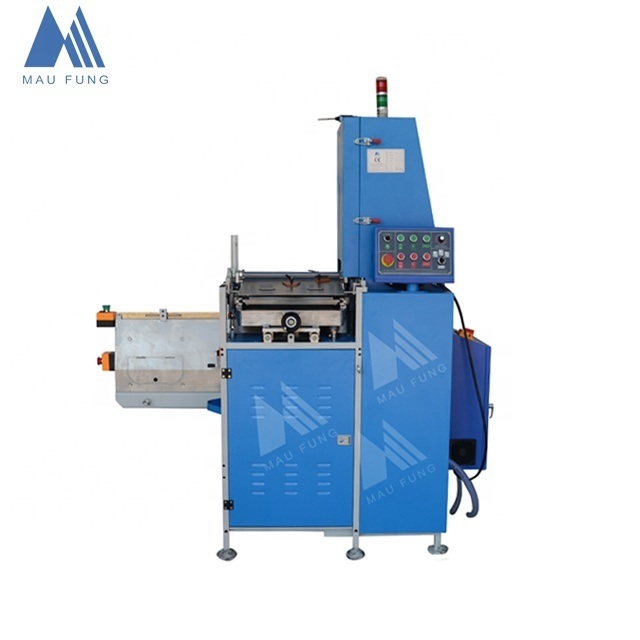 1.5kw पावर के साथ सेमी-ऑटोमैटिक नोटबुक बाइंडिंग मशीन, 17 PCS/MIN स्पीड और सॉफ्ट कवर और बच्चों की किताबों के लिए 60mm मोटाई
