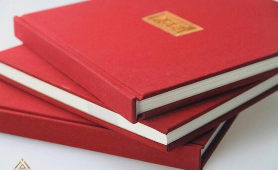 मौफंग MF-PCM560EV हाइड्रोलिक राउंड बैक बुक प्रेसिंग क्रीज़िंग मशीन बाइबिल पुस्तक के लिए